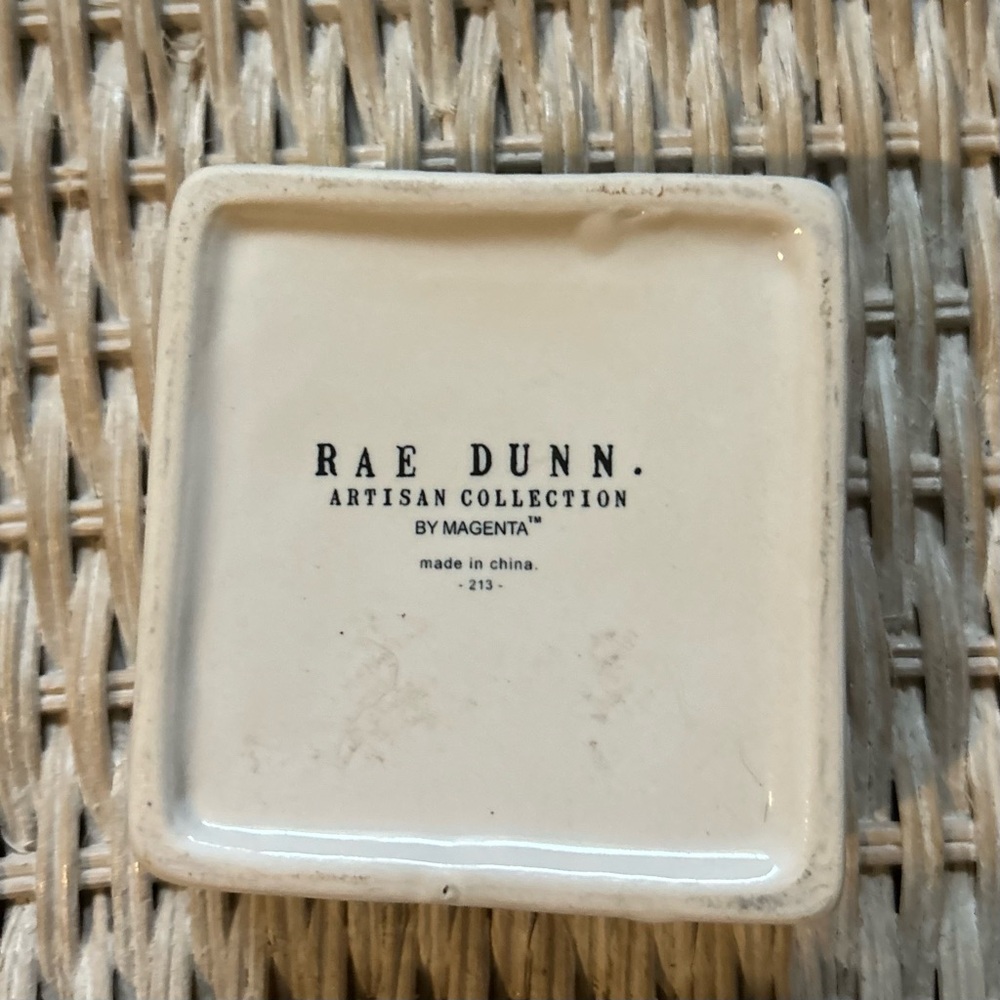 Rae Dunn Note - Picture 3 of 3